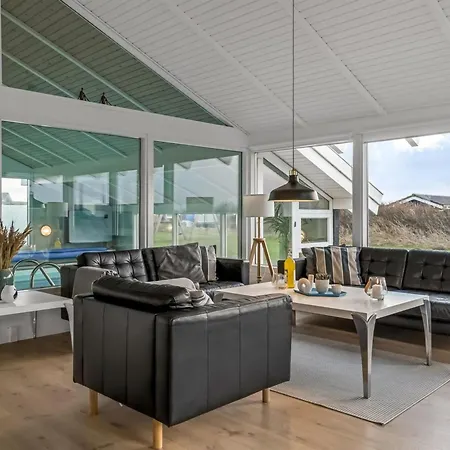 Crista - 500m From The Sea By Interhome