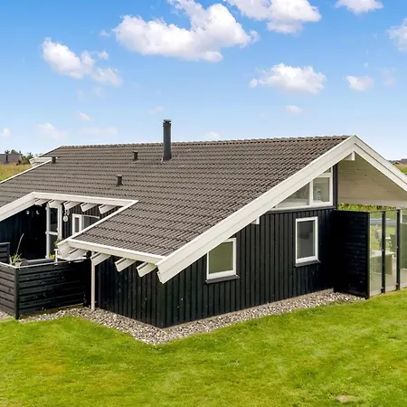 Crista - 500m From The Sea By Interhome